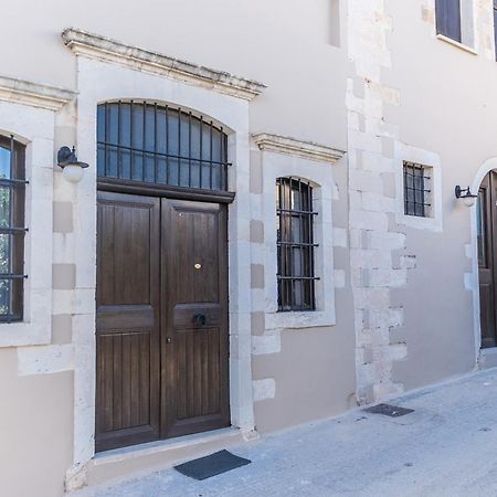 Lithinon Luxury Suites Free Parking La Canea Esterno foto