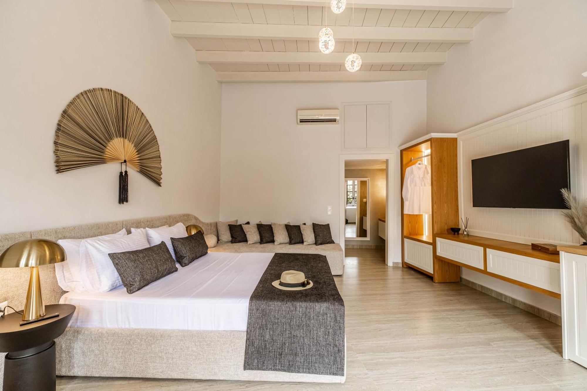 Lithinon Luxury Suites Free Parking La Canea Esterno foto