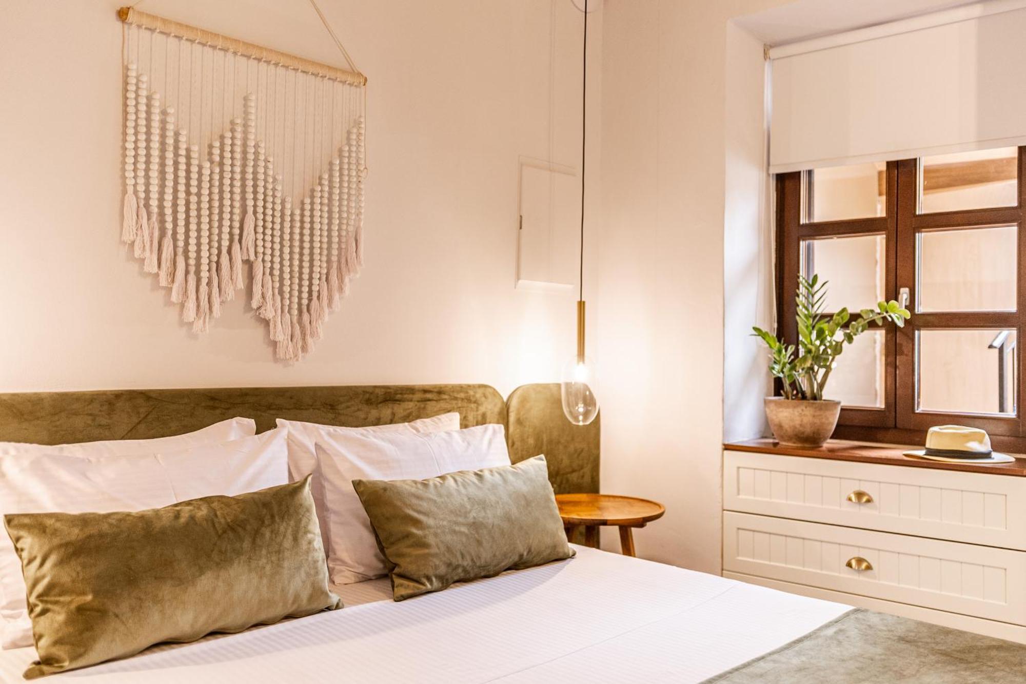 Lithinon Luxury Suites Free Parking La Canea Esterno foto