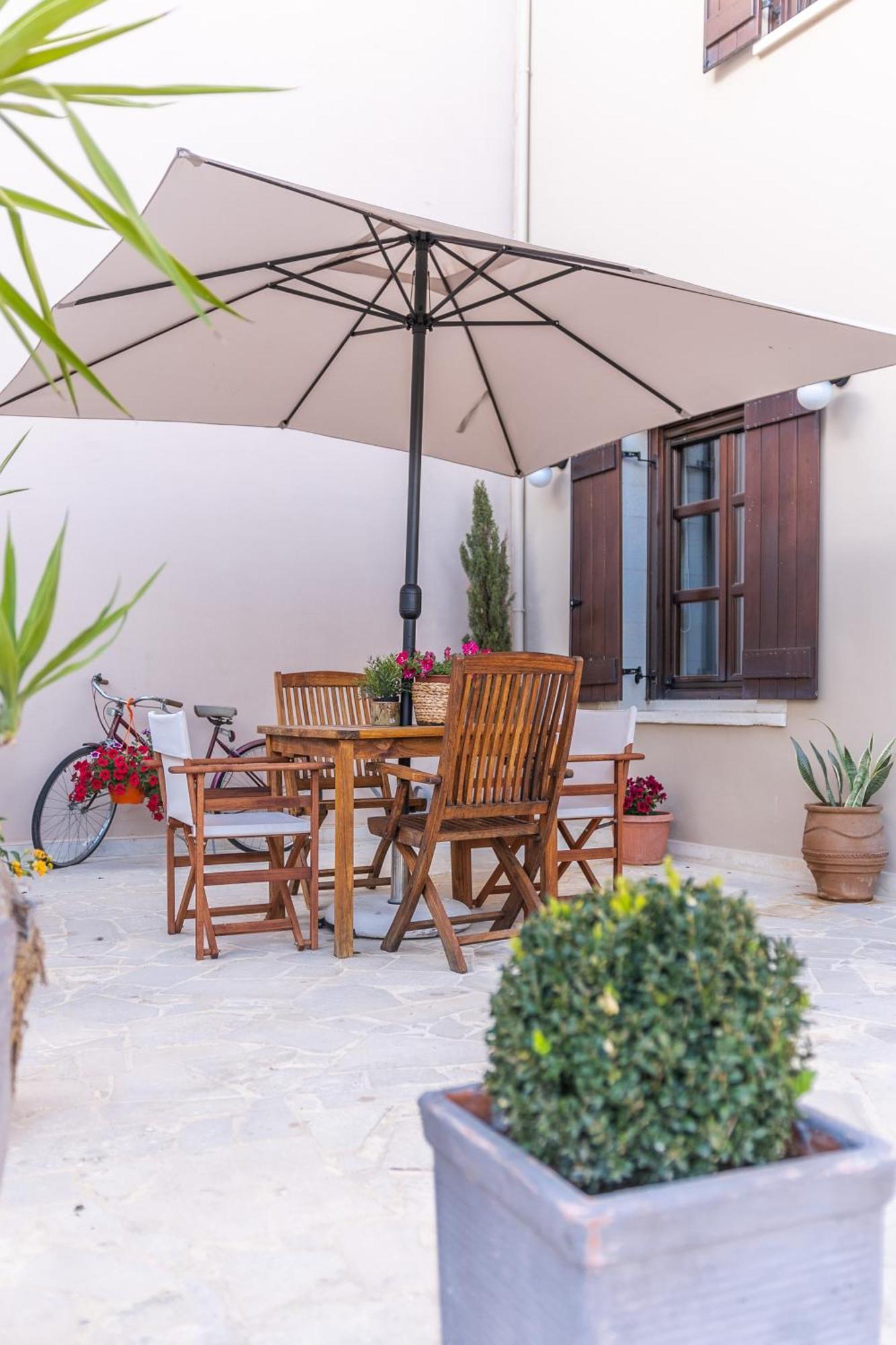 Lithinon Luxury Suites Free Parking La Canea Esterno foto