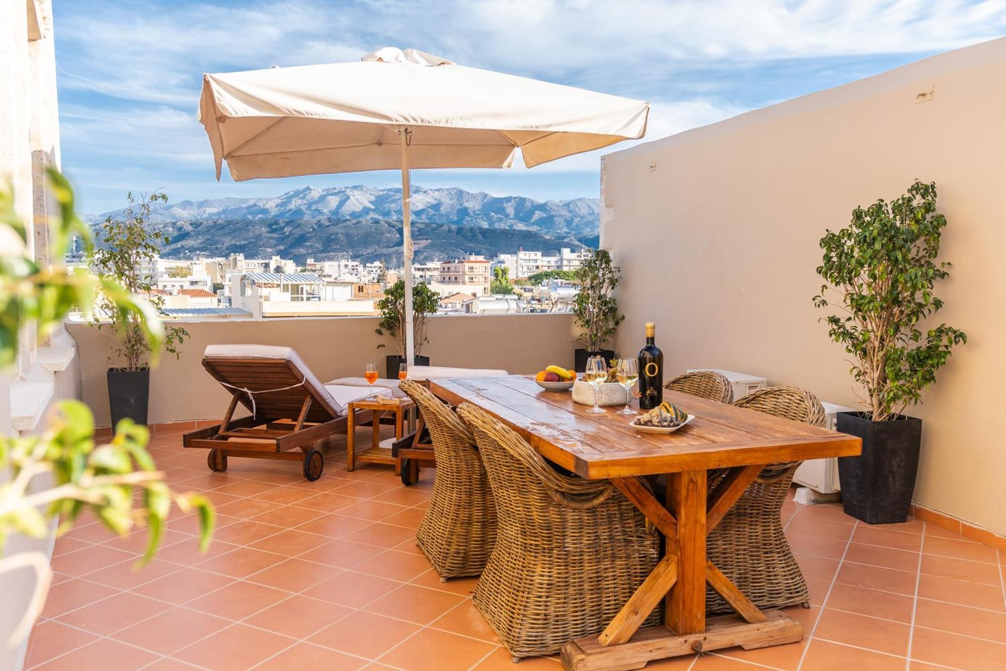Lithinon Luxury Suites Free Parking La Canea Esterno foto