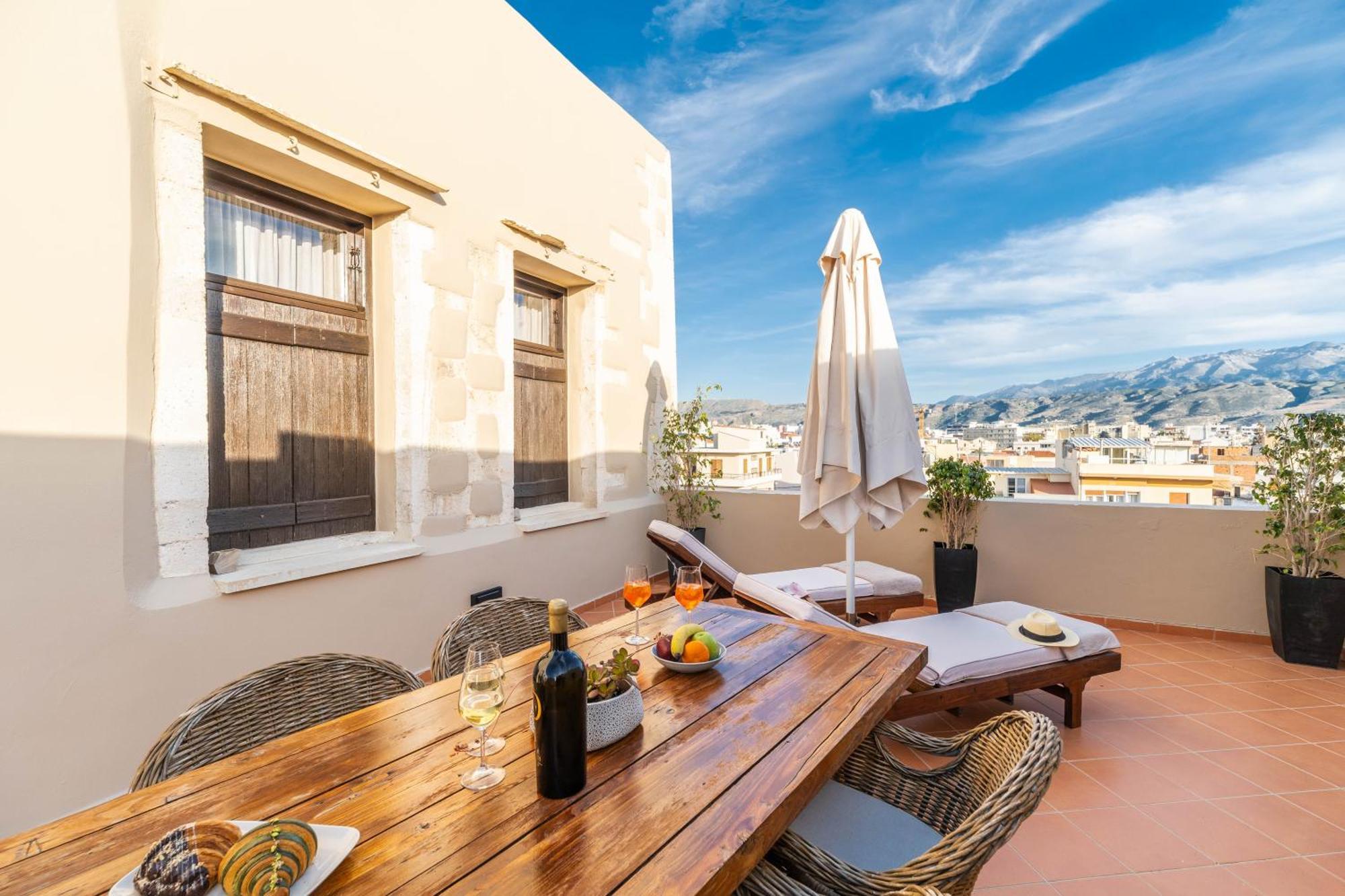 Lithinon Luxury Suites Free Parking La Canea Esterno foto